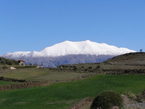 Monte Ida. (Tomado de: http://commons.wikimedia.org/wiki/File:Psiloritis27012008.jpg)